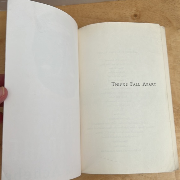 Things Fall Apart - Book by Chinua Achebe - 50th Anniversary Edition - Picture 12 of 16